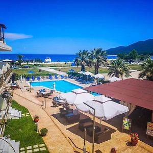 Rihios Hotel